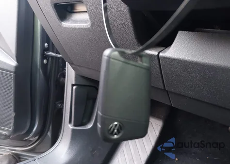 2021 Volkswagen Tiguan 2.0T Se/2.0T Se R-Line Black/2.0T Sel z USA, uszkodzony, nr VIN 3VV3B7AX6MM083708